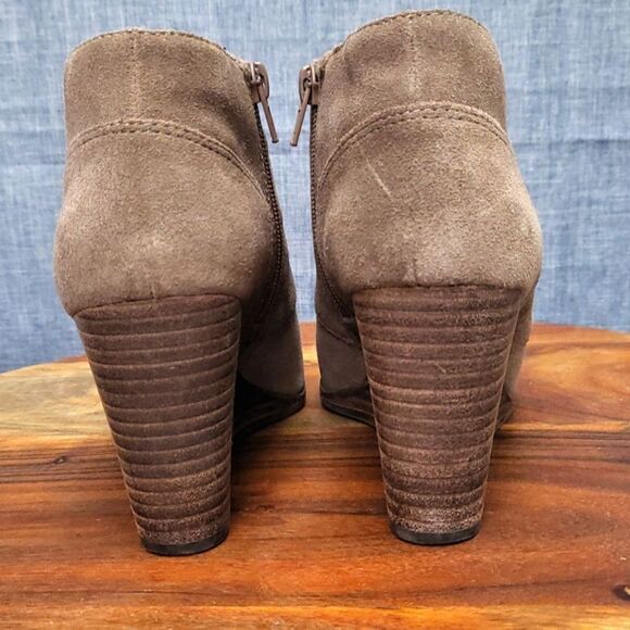 Lucky Brand Shylow Western Wedge Ankle Boot Laces & Side Zip Tan Size 7.5 - Picture 5 of 9